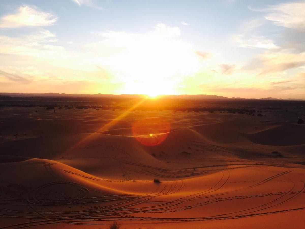 Erg Chebbi Stars Camp Merzouga Exterior foto