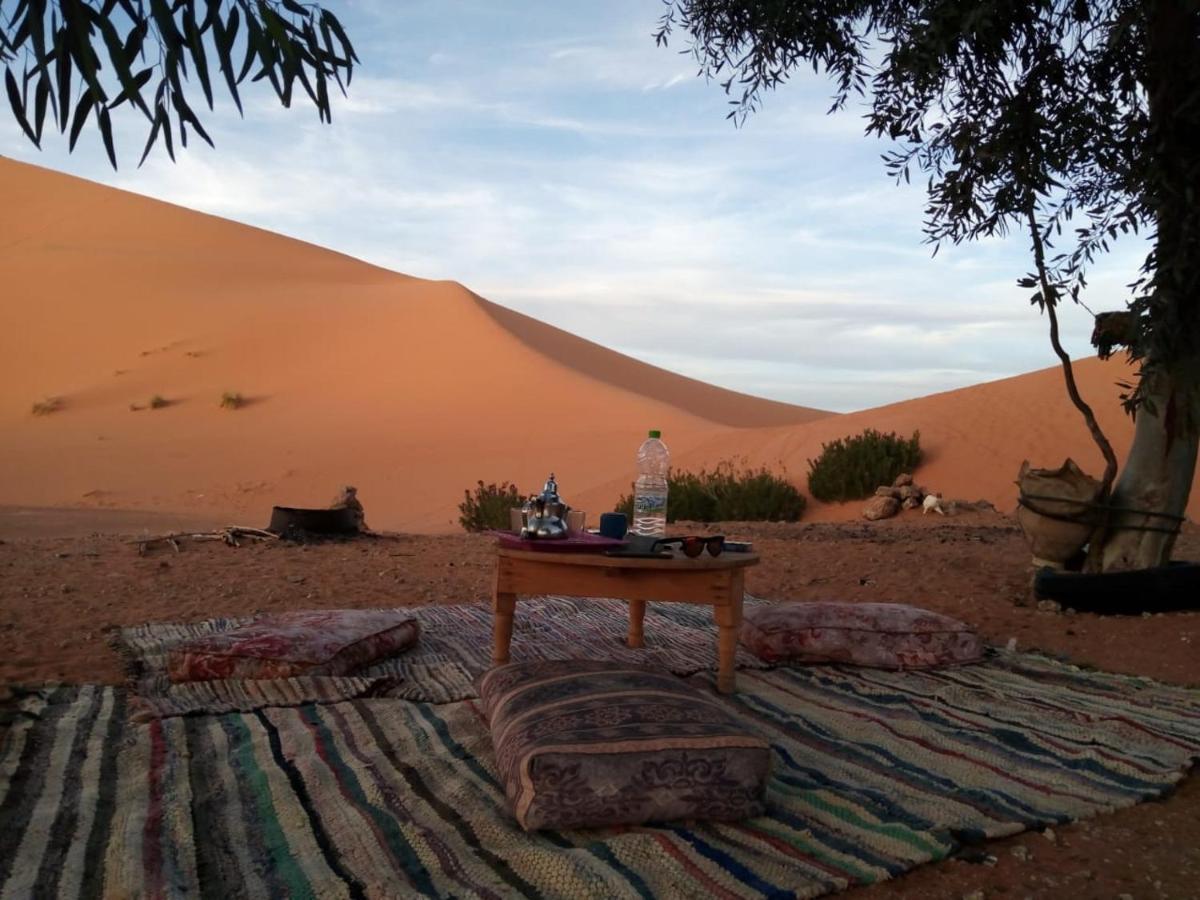 Erg Chebbi Stars Camp Merzouga Exterior foto