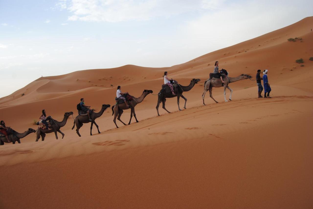 Erg Chebbi Stars Camp Merzouga Exterior foto