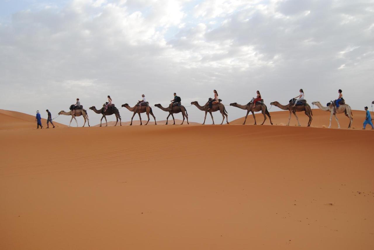 Erg Chebbi Stars Camp Merzouga Exterior foto